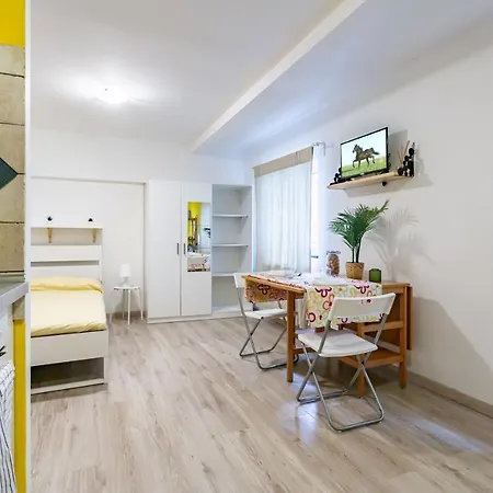 Adorno 3 - Affitti Brevi Italia Apartment *