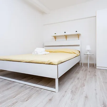 Adorno 3 - Affitti Brevi Italia *